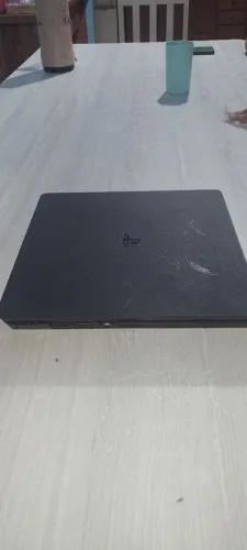 Vendo Ps4 , sem controle 