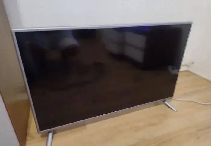 TV LG 42 Polegadas Full HD + Controle + YouTube | Excelente Estado