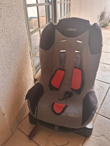 Cadeirinha para automóvel 