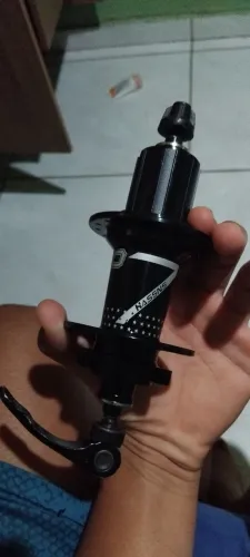 Cubo hanns pro 7 32f hg preto 6 macaquinhos 120 clicks novo veio sem a blocagem original 
