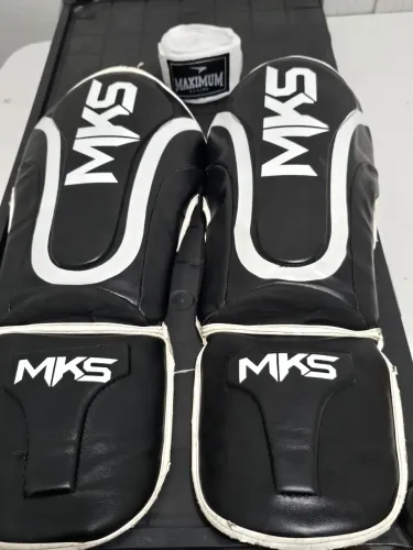 Caneleira mks muay thai P