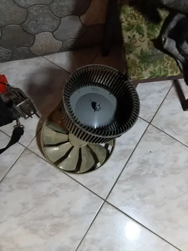 Motor de ar-condicionado