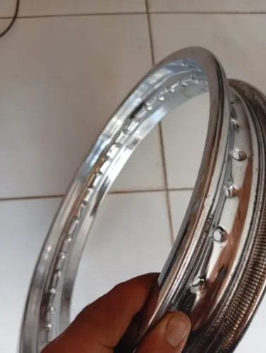 Roda traseira de Bros original