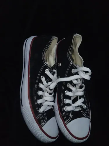 Vendo tênis all strar original