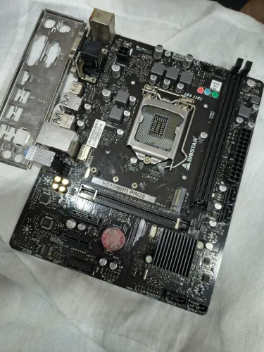 Placa mãe biostar
