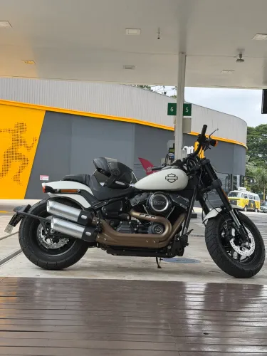 HARLEY DAVIDSON FAT BOB