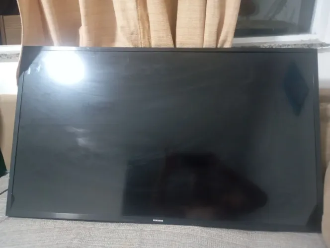 TV Samsung 43 RETIRADA DE PEÇAS
