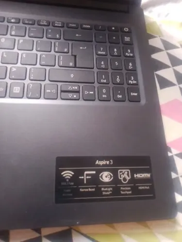 Not book modelo A315-34-C2BV normalmente vem com: Processador: Intel Celeron N4500 (2 núcl