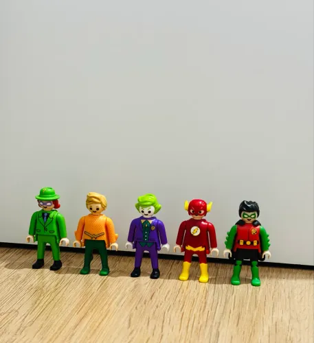 Lote Playmobil Kinder Ovo DC