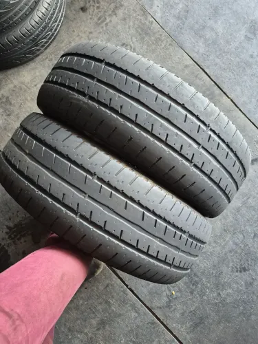 2 pneus 225/60/18 Goodyear reaberto para fiat toro é outros (230 em 2× no ct