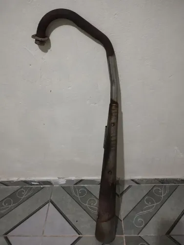 Escape Titan 150