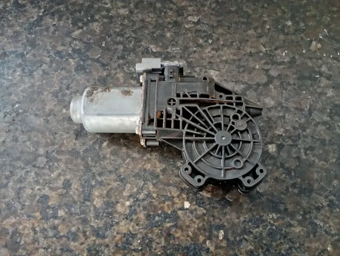 Motor do limpador lado esquerdo c3 2015