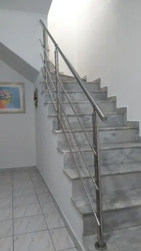 Guarda Corpo Inox para escada e sacada Sob Medida