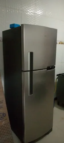 GELADEIRA BRASTEMP 1 ANO DE USO PERFEITO ESTADO E FUNCIONAMENTO