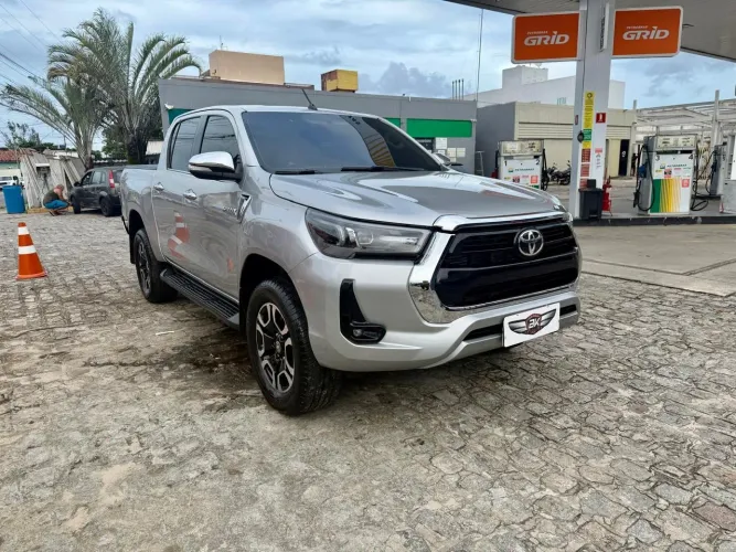Toyota Hilux CD SRX 4X4 2.8 TDI 16V Diesel Aut. 2017