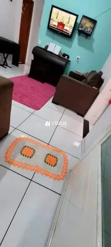Casa à venda, 2 quartos, 1 suíte, 2 vagas, LARANJEIRAS - Uberlândia/MG