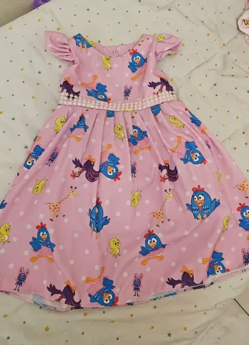 Vestido de festa infantil Galinha Pintadinha
