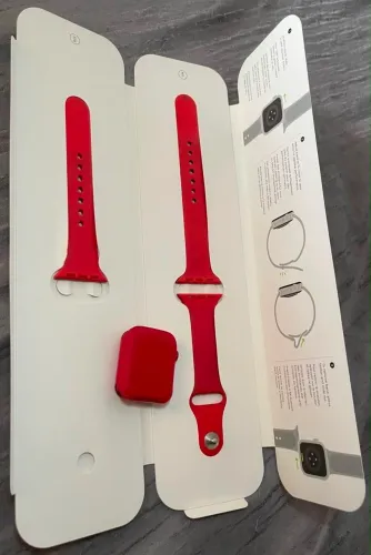 Apple Watch Series 6 (PRODUCT)RED-40mm