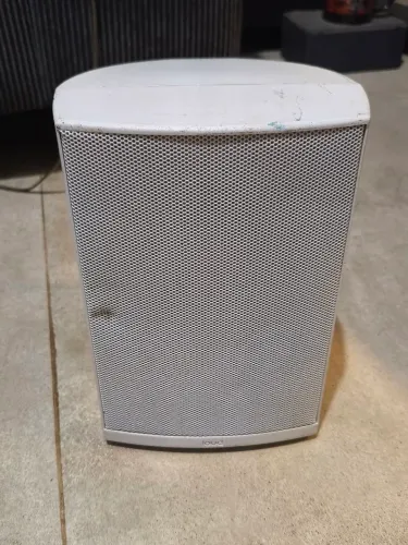 Caixa de som Loud LB 5 com defeito - som baixo