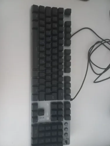 Teclado Fortrek G Pro 100% Switch Azul