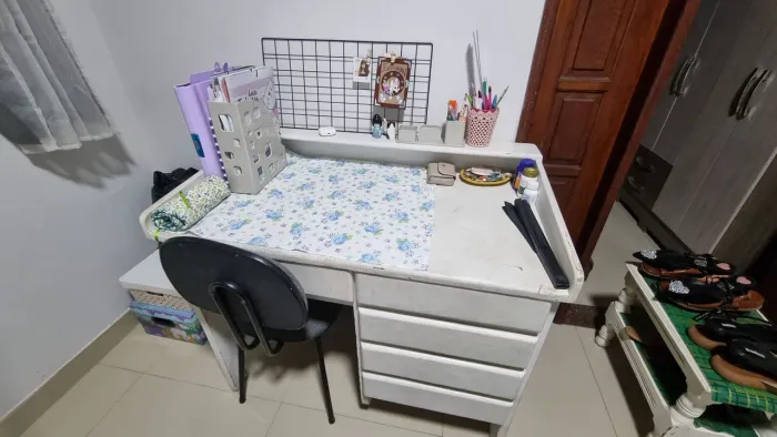 escrivaninha vintage antiga
