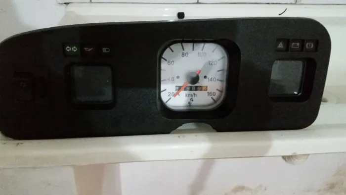 Painel de Fusca com odômetros