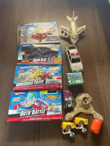 Várias Pistas hot wheels e outros