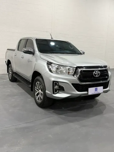 Toyota Hilux CD SRV 4X4 2.8 TDI Diesel Aut. 2020