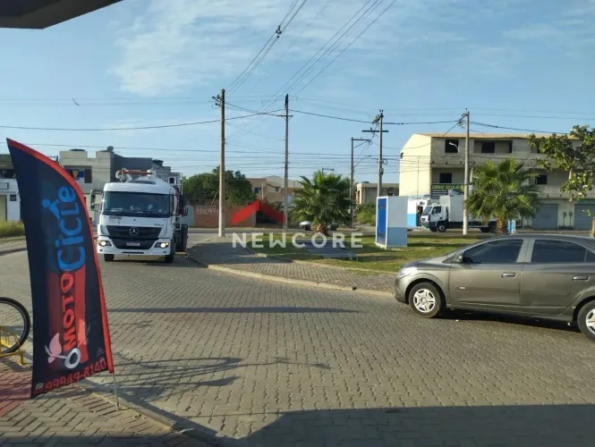 Loja em Avenida Rosa Montezano de Oliveira - Parque Novo Jockey - Campos dos Goytacazes/RJ