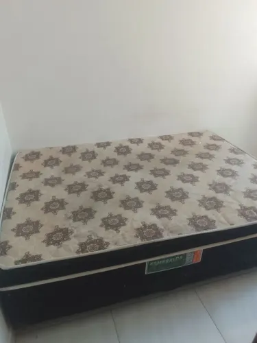 Cama box