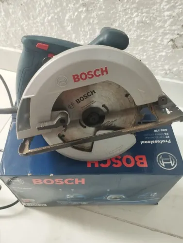 SERRA CIRCULAR DE MADEIRA BOSH 1300 W