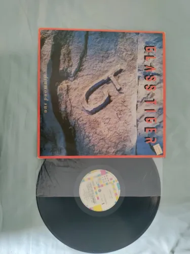 LP - The Glass Tiger: Diamond Sun - Capitol Records, 1988.