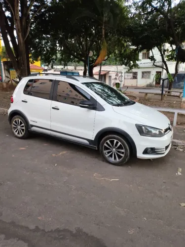 Volkswagen Fox Track 1.0 Flex 12V 5P 2016