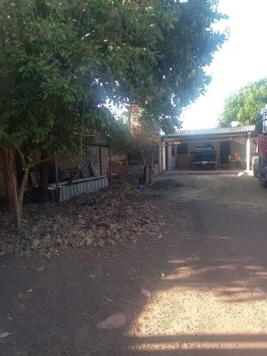 Casa simples, no luzimangues próxima à creche Duerita