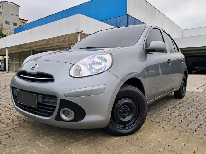 Nissan March S 1.0 16V Flex Fuel 5P 2013