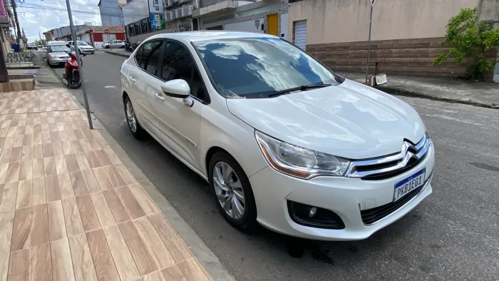 Citroen C4 Lounge Tendance 2.0 Flex 4P Aut. 2016