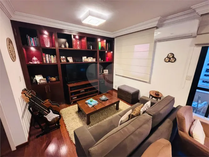 Apartamento à venda com 3 quartos, sendo 1 suíte, no condomínio Nob Hill, São Paulo - SP