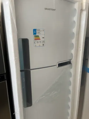 Geladeira Brastemp de 375L Frost free nova na caixa 