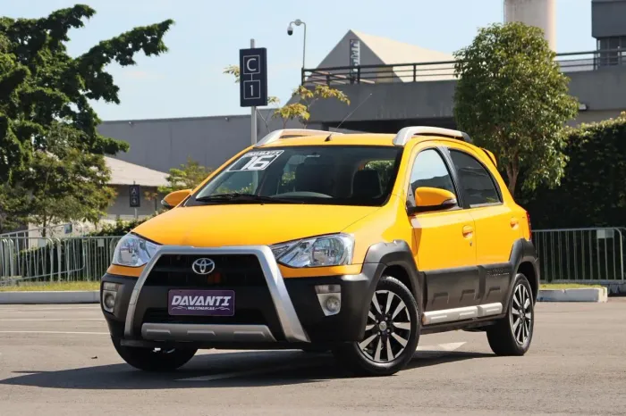 Toyota Etios Cross 1.5 Flex 16V 5P Mec. 2016