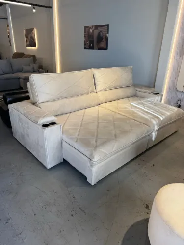 Sofás premium de mostruário com até 50% desconto 
