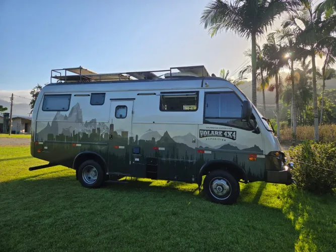 VENDO OU TROCO MOTORHOME VOLARE 4X4