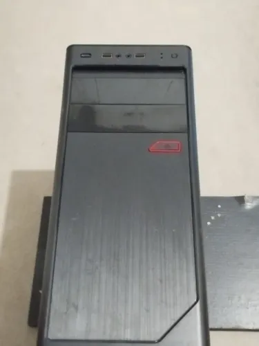 PC I3 7100, 8GB, 240GB