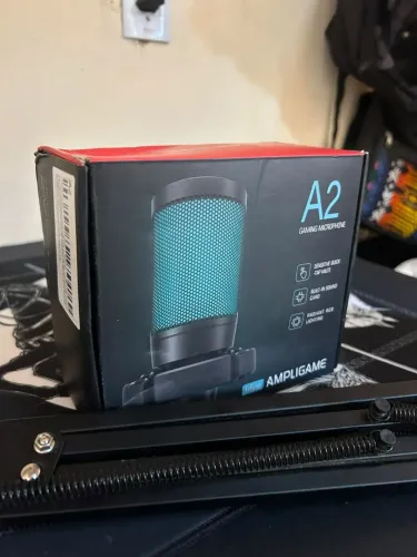 Microfone Fifine AMPLIGAME A2, já incluso braço articulado!
