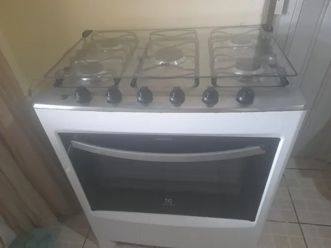 Vendo fogão