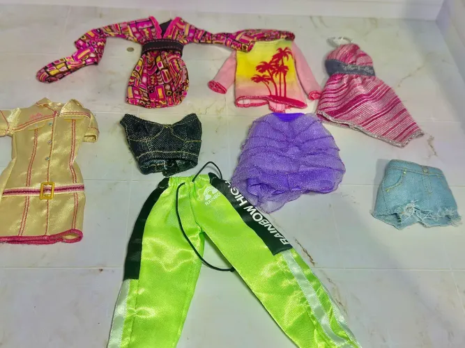 Roupas boneca barbie vestidos calça ESCOLHER CADA 20RS