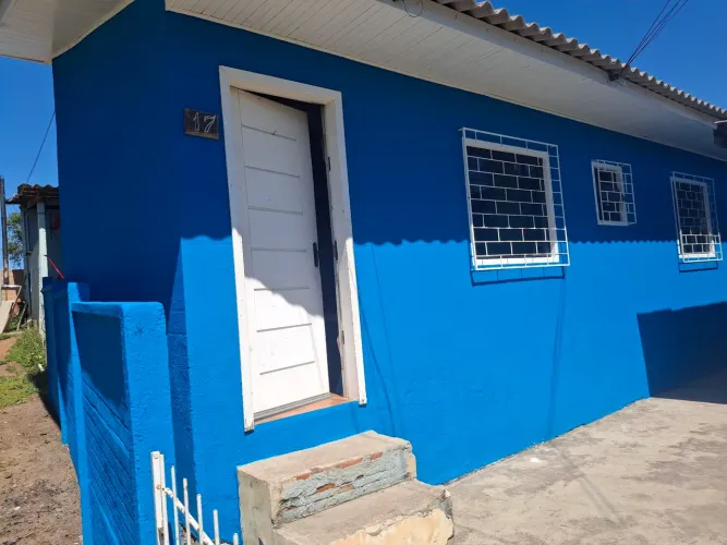 Terreno com duas casas