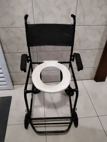 Cadeira de banho geriatrica