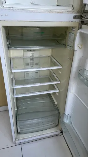 Geladeira consul Fost free - retirada de peças ou conserto