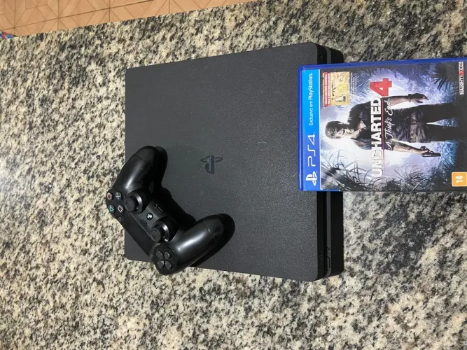 PS4 slim