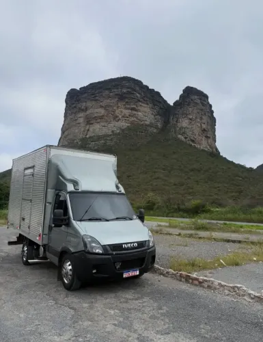 ? Fretes e Mudanças | Iveco Daily VUC 22m³
